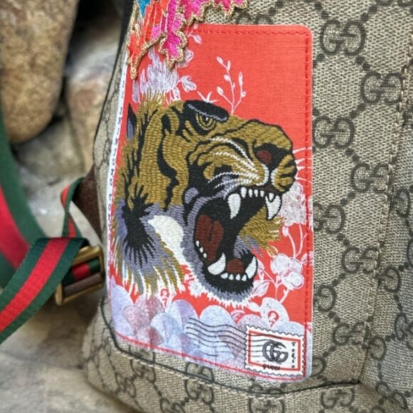 Gucci Courrier Soft GG Supreme Backpack - Picture 5 of 12